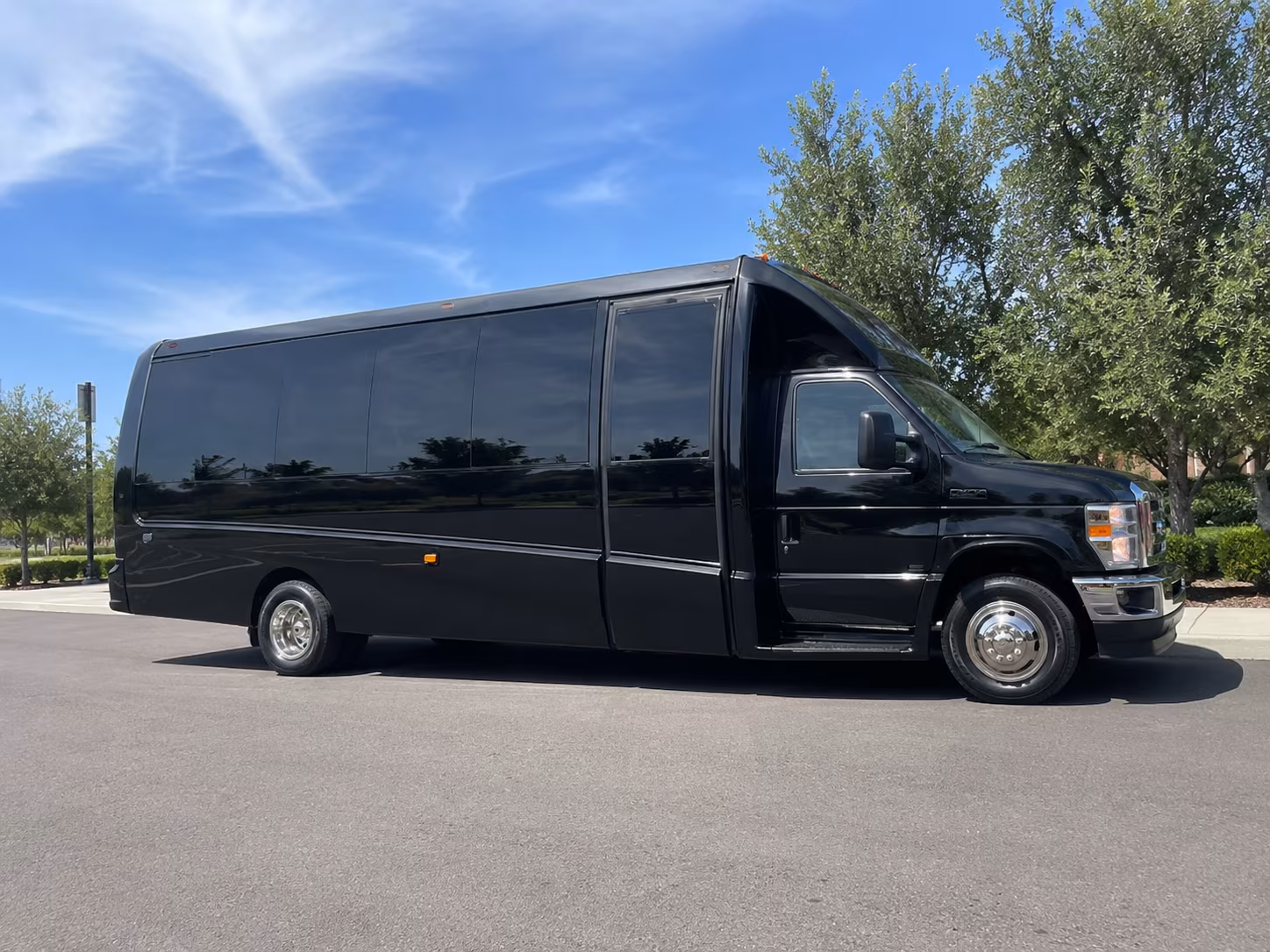 bus rentals for bands performers and touring groups in grand prairie
