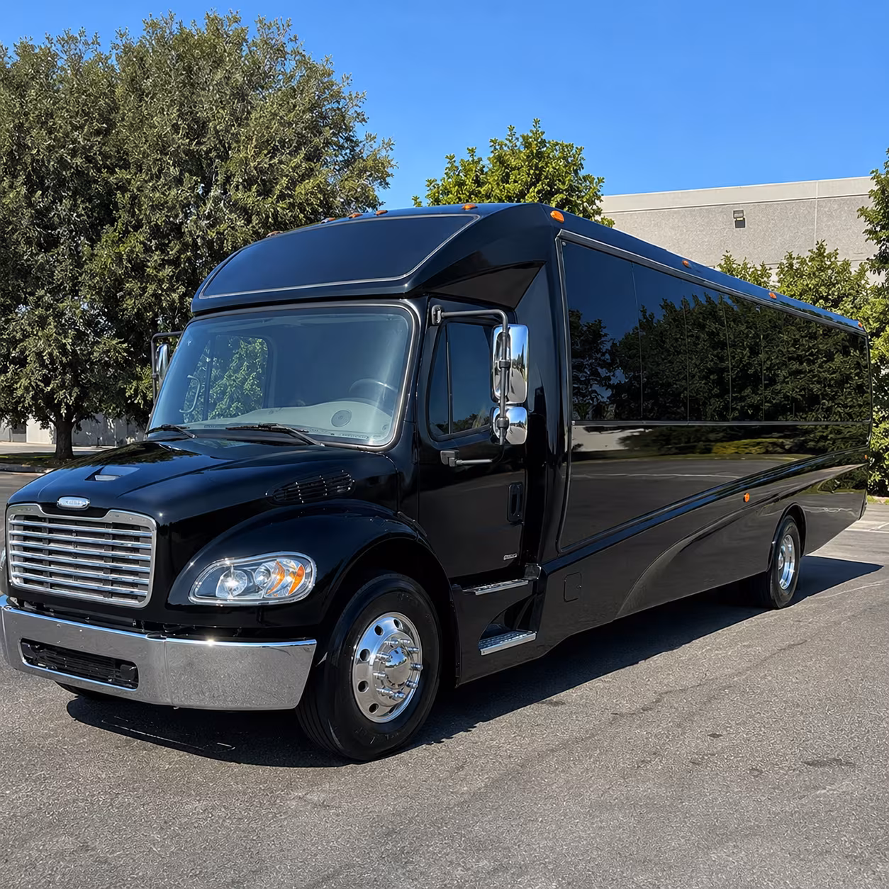 grand prairie 28 passenger minibus
