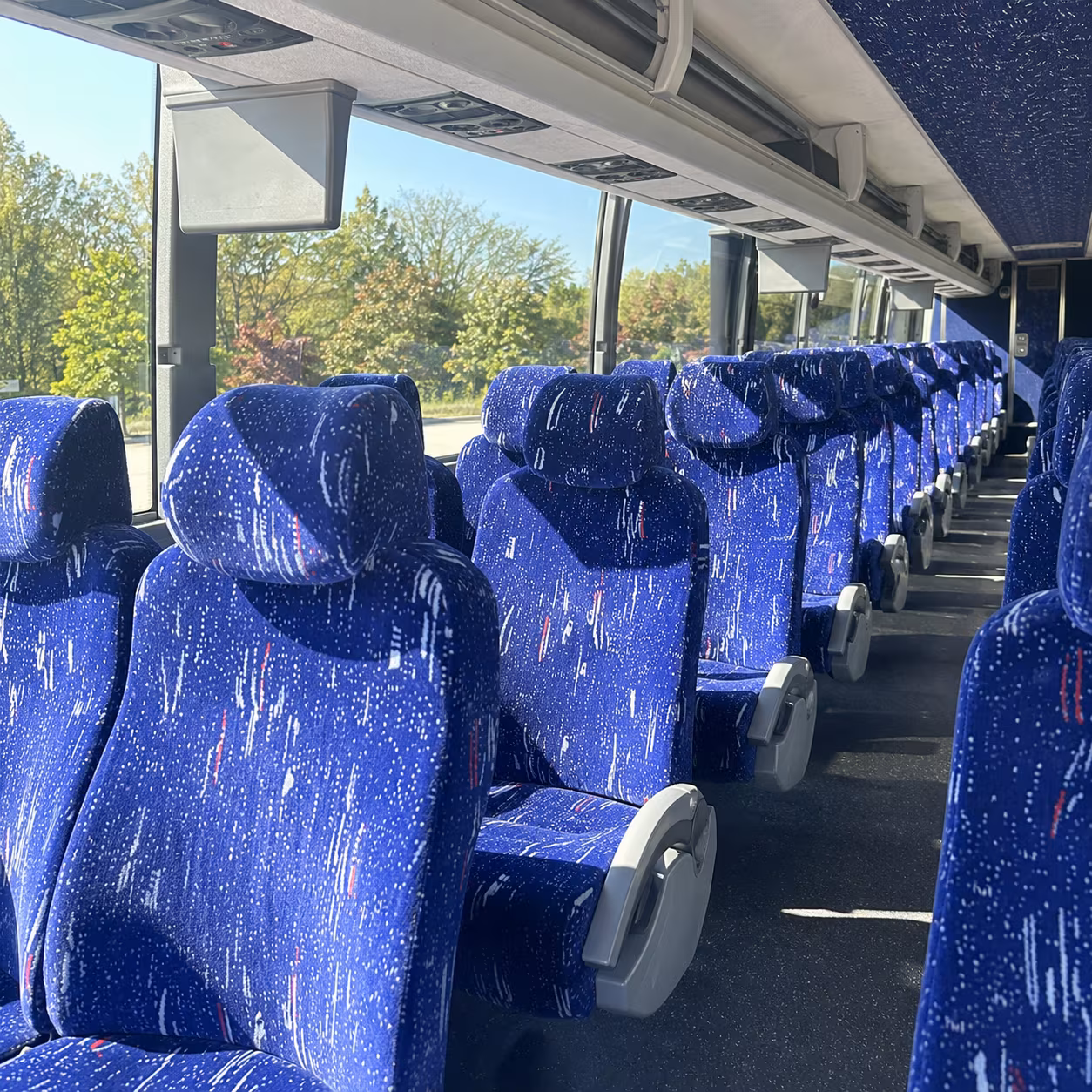 grand prairie charter bus