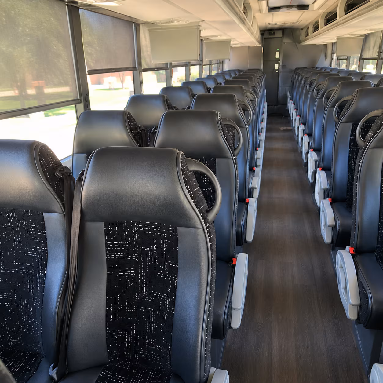 grand prairie charter buses