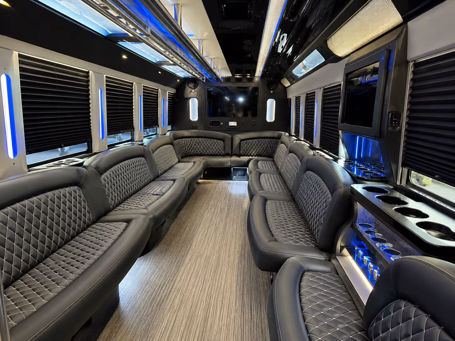 grand prairie holiday party bus rental