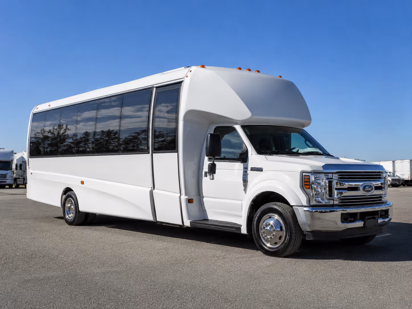 minibuses and charter buses for grand prairie performing arts field trips