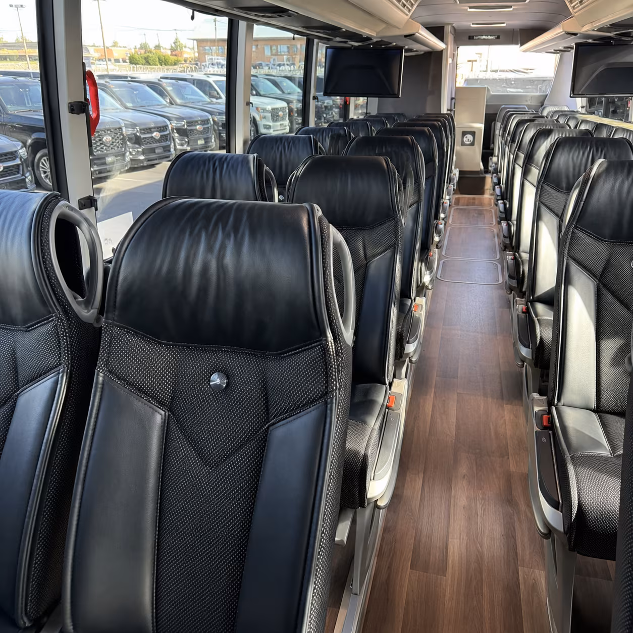 out of state charter bus service from grand prairie to oklahoma louisiana and arkansas